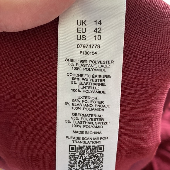 ASOS DESIGN Premium Lace Insert Pleated Maxi Dress - Picture 7 of 8